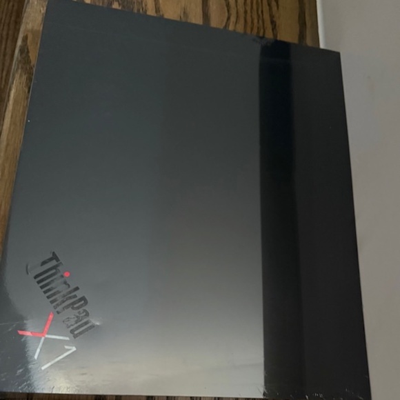 Lenovo ThinkPad X1 Fold - NEVER OPENED - Picture 3 of 10